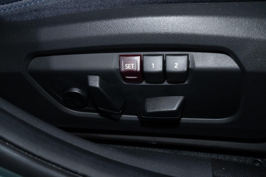 2025 MINI Cooper F65 C Favoured Hatch