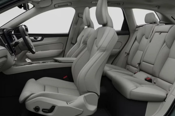 2026 Volvo XC60 UZ Ultra B5 Dark SUV Image 4
