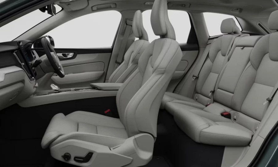 2026 Volvo XC60 UZ Ultra B5 Dark SUV Image 4