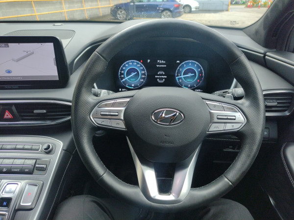 2023 Hyundai Santa Fe TM.V4 Highlander SUV image 30