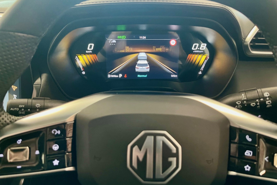 2025 MG ZS Essence 1.5Pt/Cvt SUV Image 18