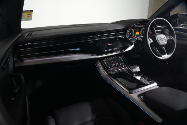 2024 Audi Q8 F1 60 TFSI e S Line SUV image 14