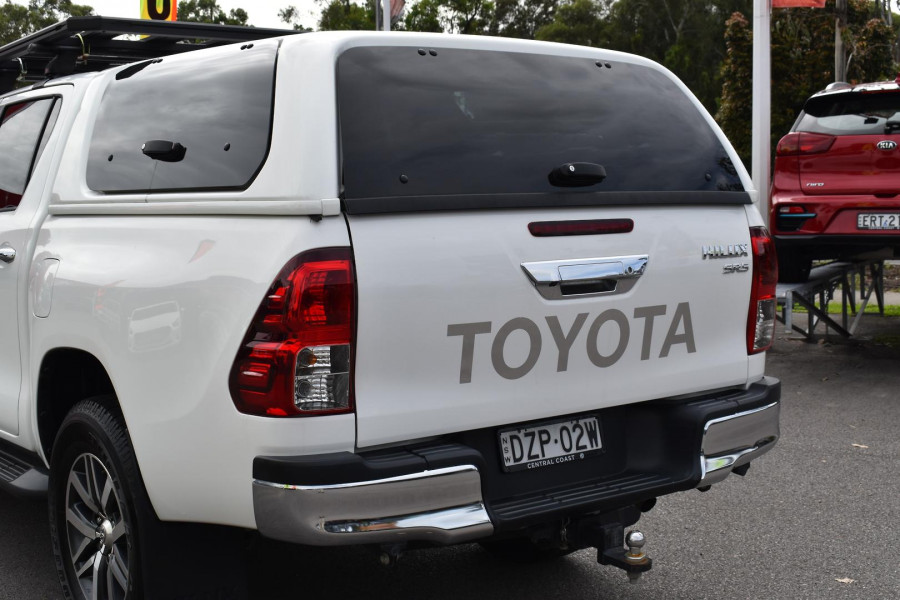2018 Toyota HiLux  SR5 Double Cab Pick Up Image 15