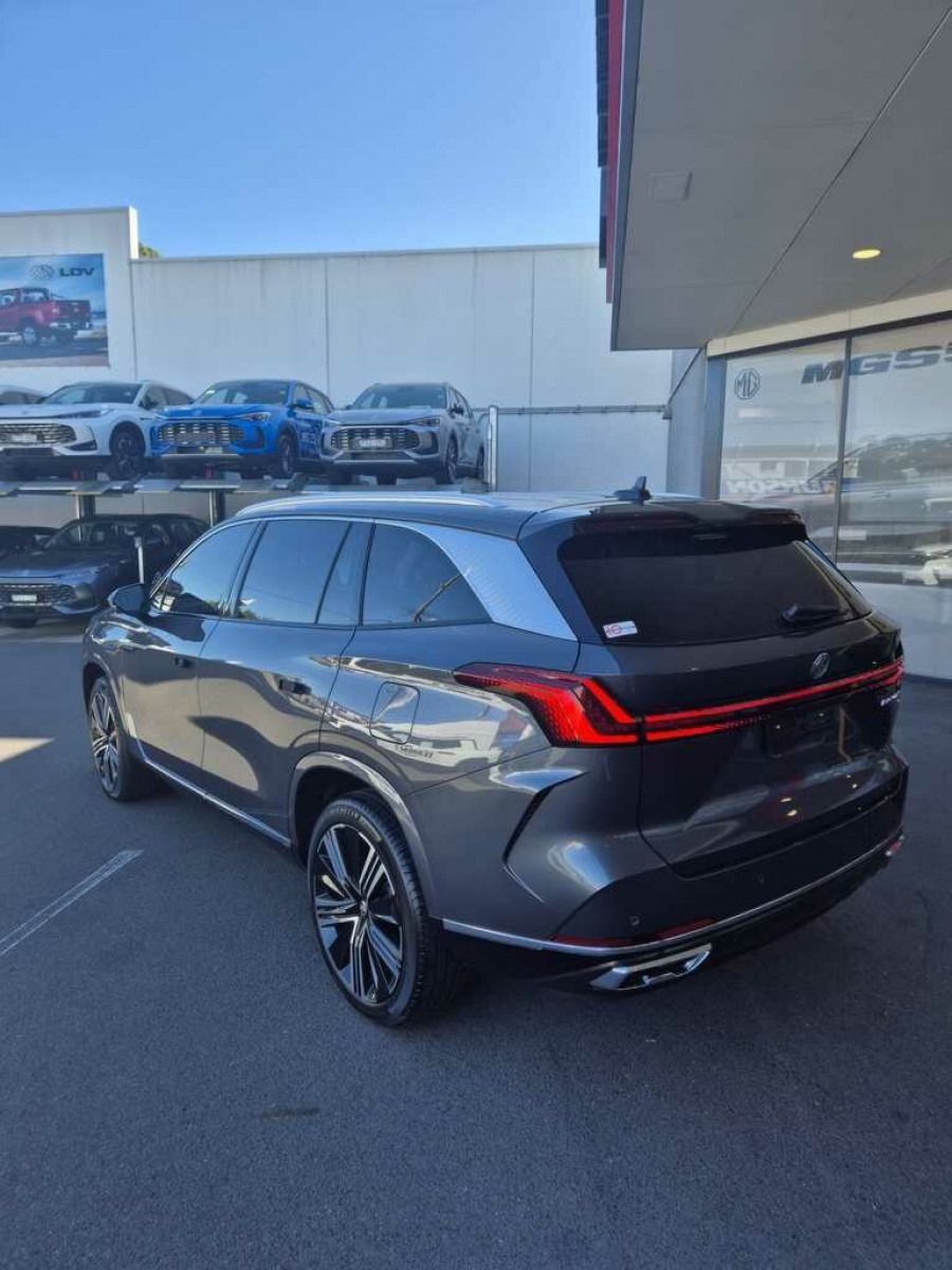 2025 MG QS IS31 Essence SUV Image 7
