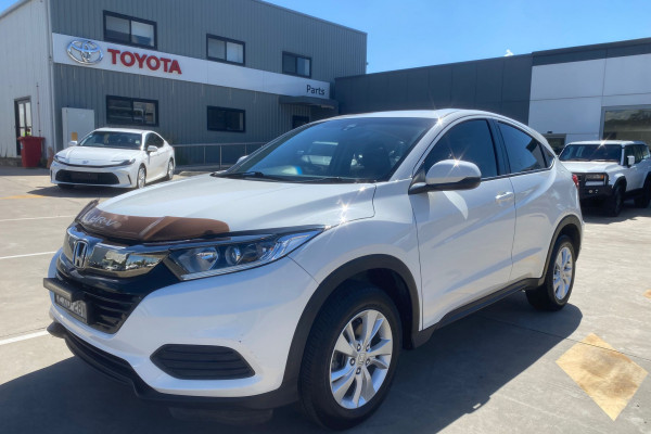 2019 Honda HR-V  VTi SUV Image 3