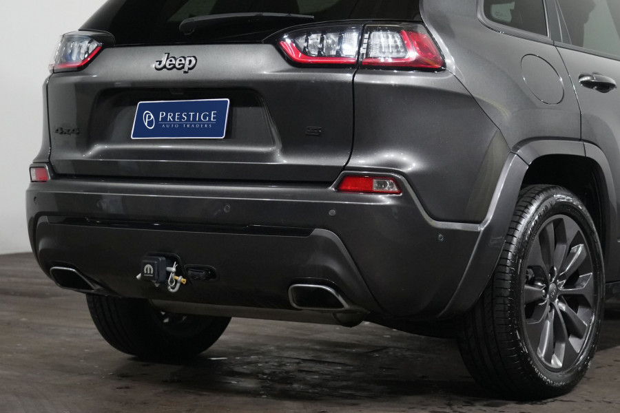 2022 Jeep Cherokee S-Limited SUV
