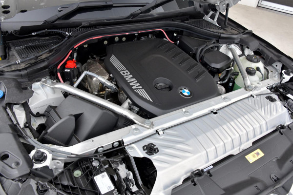2025 BMW X3 G45 40d xDrive SUV image 25