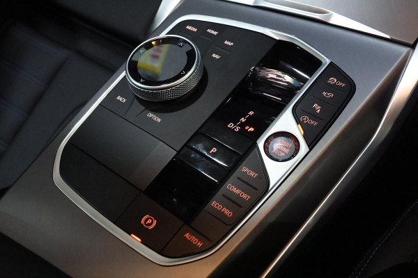 2025 BMW 2 Series G42 230i M Sport Coupe image 18