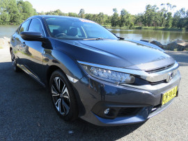 Honda Civic VTi-LX 10th Gen 