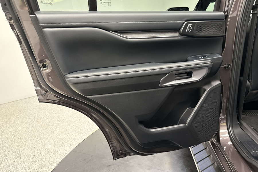2023 MY23.5 Ford Everest UB Platinum SUV Image 15