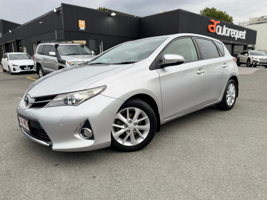 2014 Toyota Corolla ZRE182R Ascent Sport Hatch Image 1