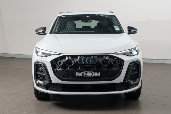 2026 Audi Q5 TFSI Sport SUV image 4