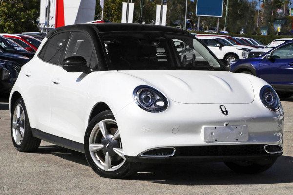 2025 GWM Ora ES11 Standard Range Hatch
