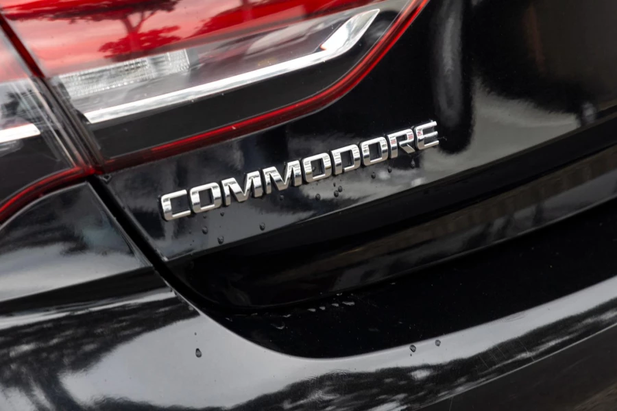 2019 Holden Commodore ZB RS Liftback Image 20