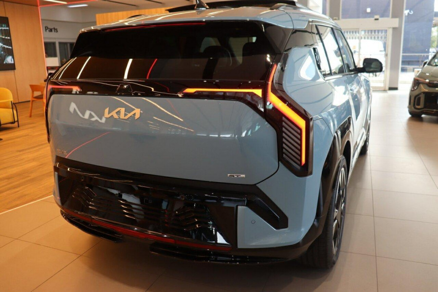 2025 Kia EV3 SV GT-Line SUV Image 8