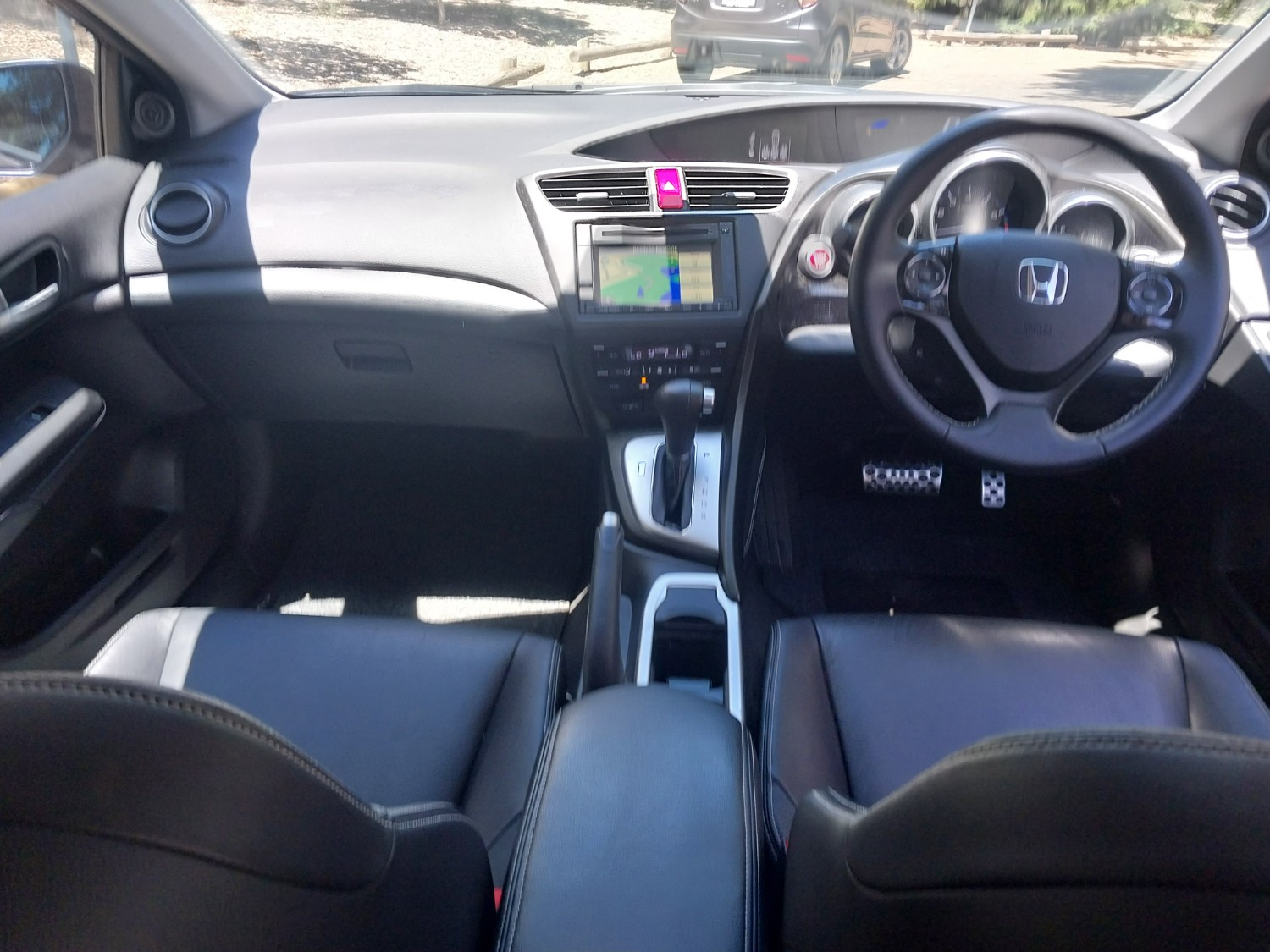 2014 Honda Civic 9th Gen Series II VTi-Ln Hatch Image 16