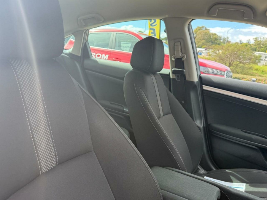 2020 Honda Civic 10th Gen VTi-S Sedan Image 11