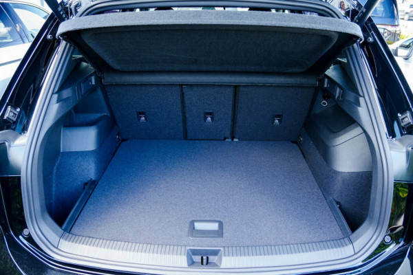2026 Volkswagen Tiguan CT 150TSI R-Line SUV Image 6