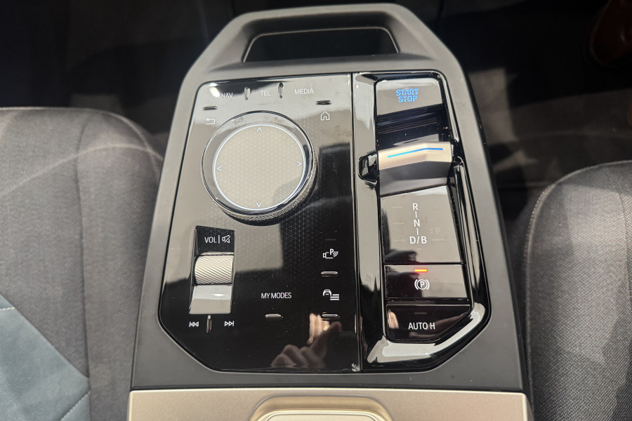 2022 BMW IX I20 xDrive40 Sport SUV Image 18