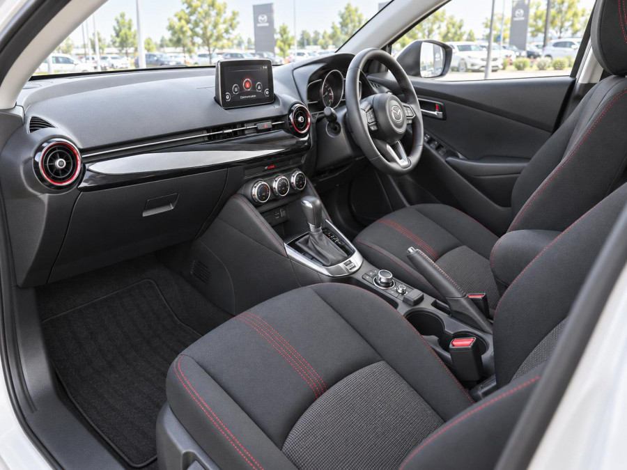 2026 Mazda 2 DJ Series G15 Evolve Hatch Image 16