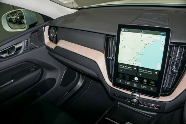 2026 Volvo XC60 UZ Plus B5 Bright SUV Image 10