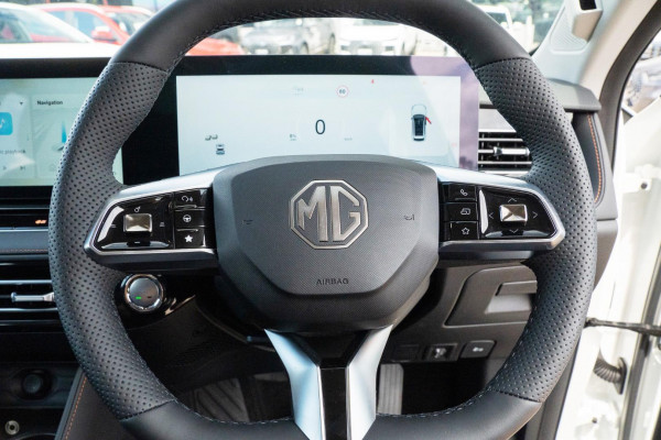 2025 MG HS AS33H Excite Hybrid+ SUV Image 11