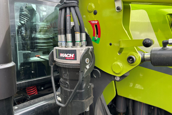 2026 CLAAS TRACTORS 4WD & FWA Image 9