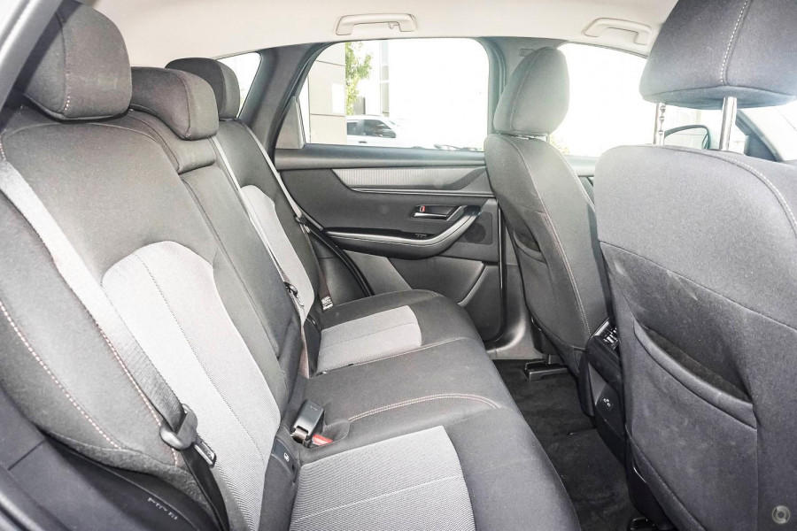2025 Mazda CX-60 KH Series G25 Pure SUV Image 8