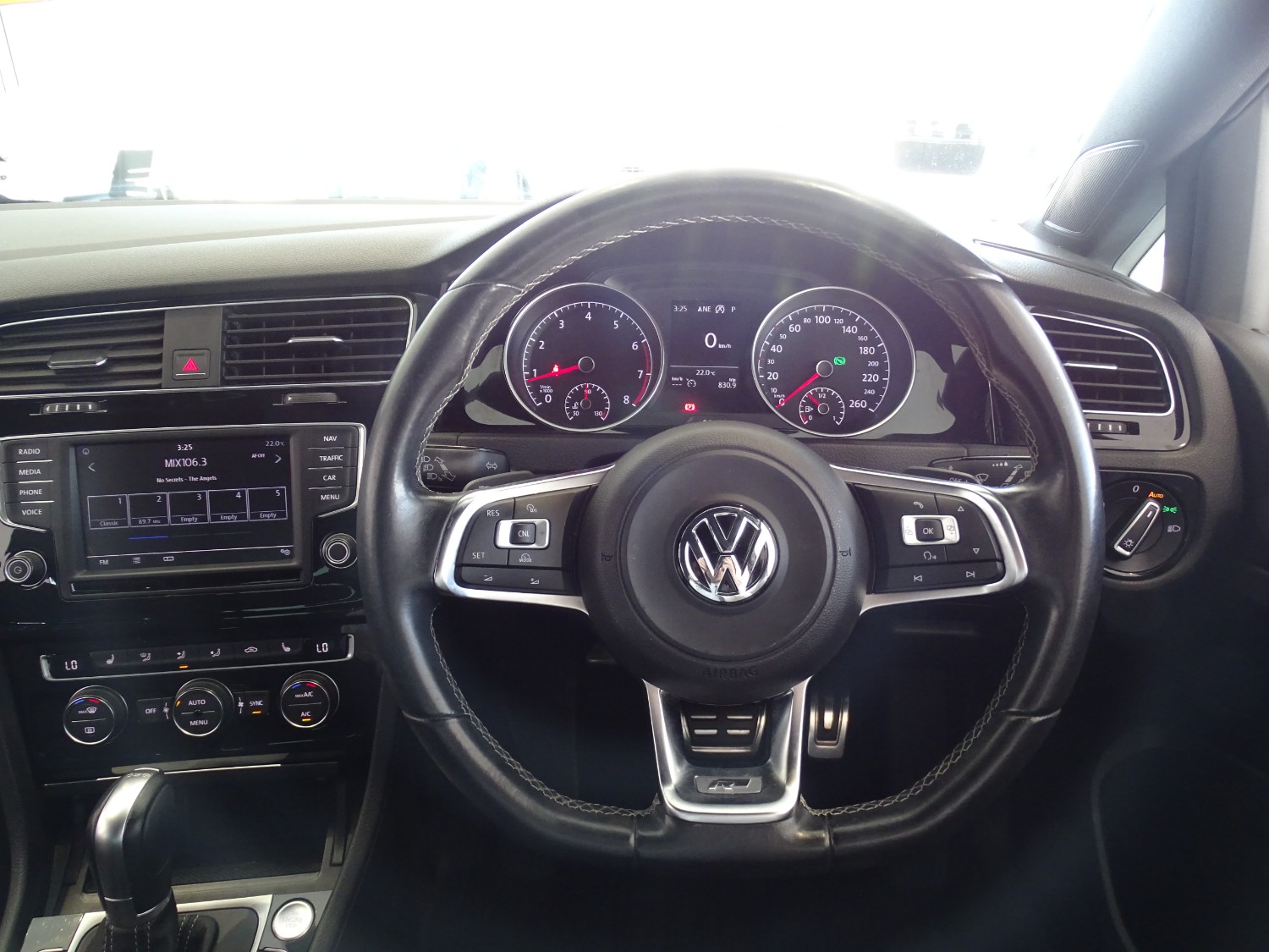 2016 MY17 Volkswagen Golf Hatch Image 20