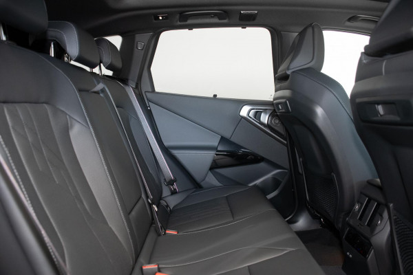 2026 BMW X3 G45 30e xDrive SUV image 10