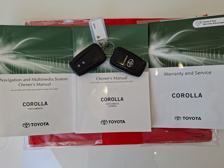 2022 Toyota Corolla ZWE219R  SX Hybrid Hatch Image 28