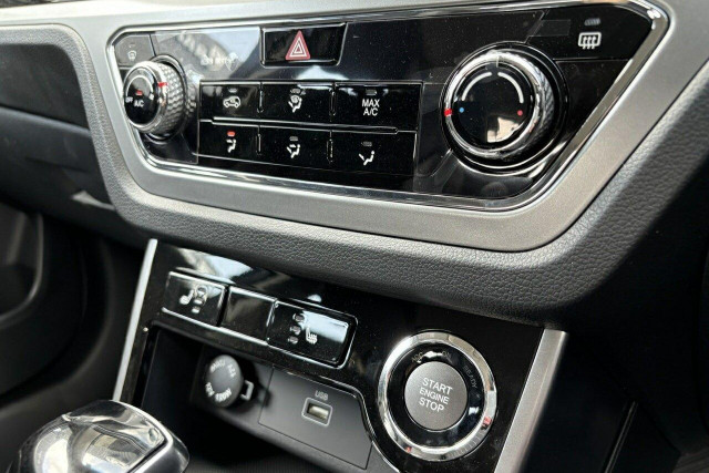 2023 KGM SsangYong Korando C300 ELX SUV Image 22