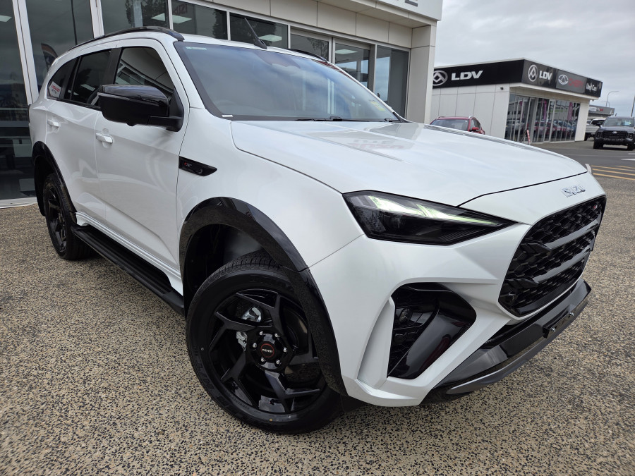 2026 Isuzu MU-X RJ X-TERRAIN SUV Image 1