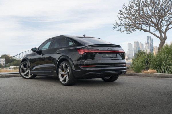 2023 Audi e-tron S GE Sportback SUV Image 2