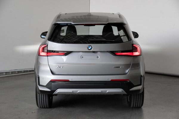 2026 BMW X1 U11 sDrive18i SUV image 5