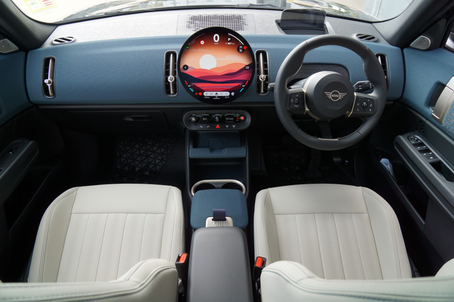 2024 MINI Countryman U25 C Favoured Other Image 9