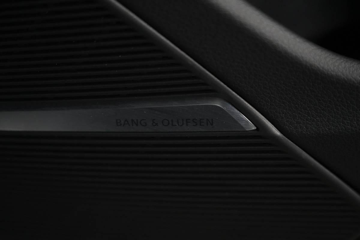 2024 Audi Q8 F1 60 TFSI e S Line SUV