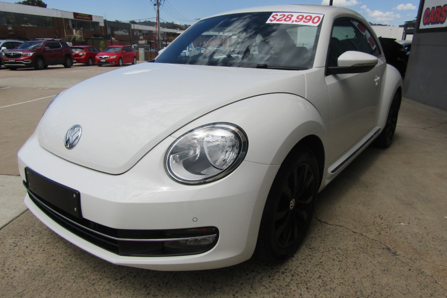 2013 Volkswagen Beetle 1L The Beetle Coupe Image 3