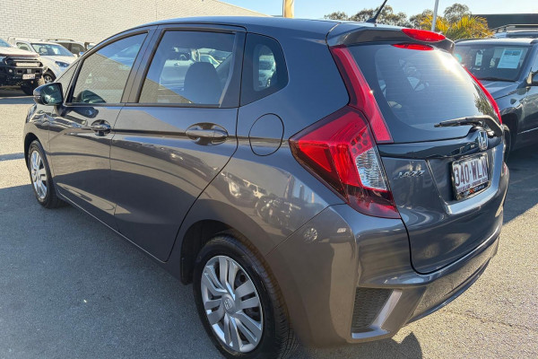 2016 Honda Jazz GF VTi Hatch Image 10