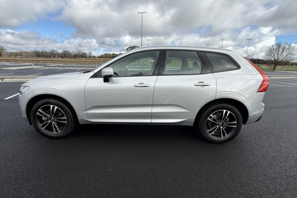 2020 Volvo XC60 UZ T5 Momentum SUV Image 6