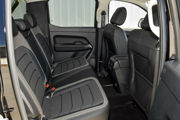 2024 Volkswagen Amarok NF TDI600 Style Ute Image 5