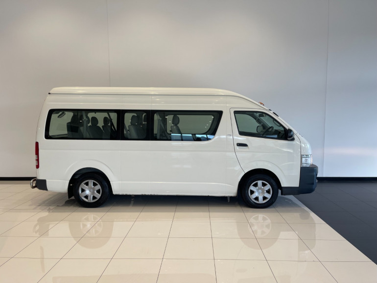 2008 toyota hot sale hiace commuter