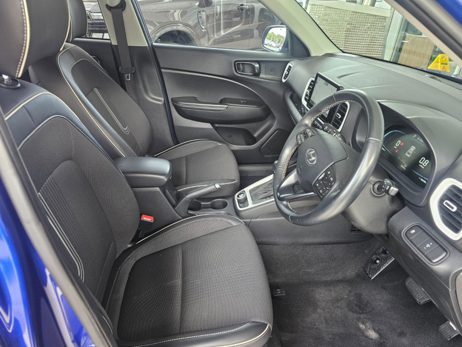 2023 Hyundai Venue QX.V5 Elite SUV Image 12