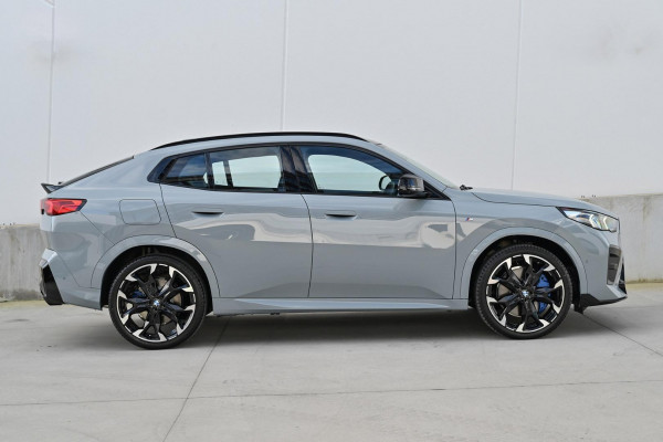 2025 BMW X2 U10 M35i xDrive SUV image 5