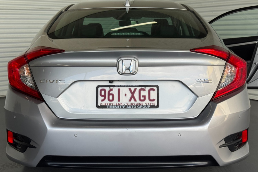 2017 MY16 Honda Civic 10th Gen VTi-LX Sedan Image 15