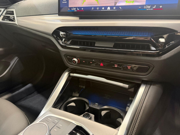2026 MY25 BMW i4 G26 eDrive35 Hatch image 18