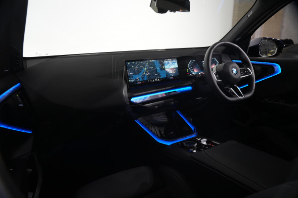2025 BMW X3 40d xDrive SUV image 12