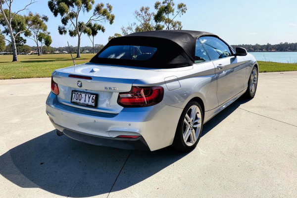 2015 BMW 2 Series F23 Turbo 220i M Sport Convertible Image 7