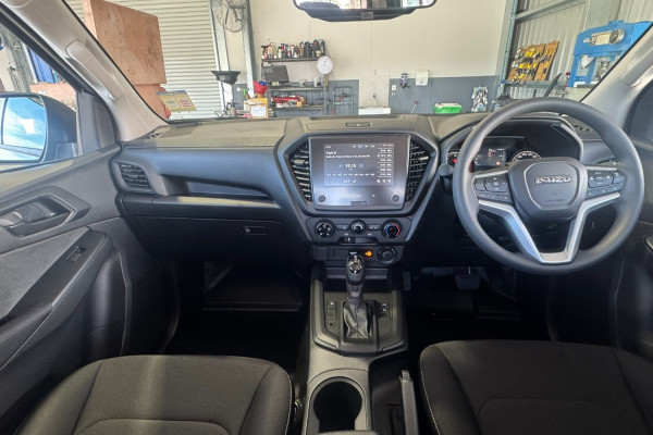 2026 MY25.5 Isuzu D-MAX RG SX Ute Image 11
