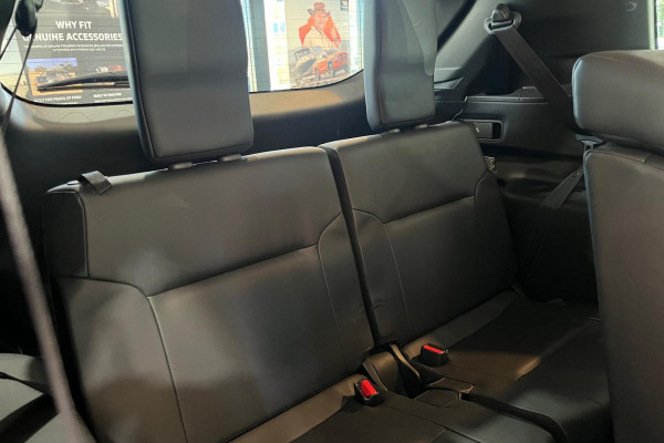 2024 Mitsubishi Outlander ZM Aspire SUV Image 16
